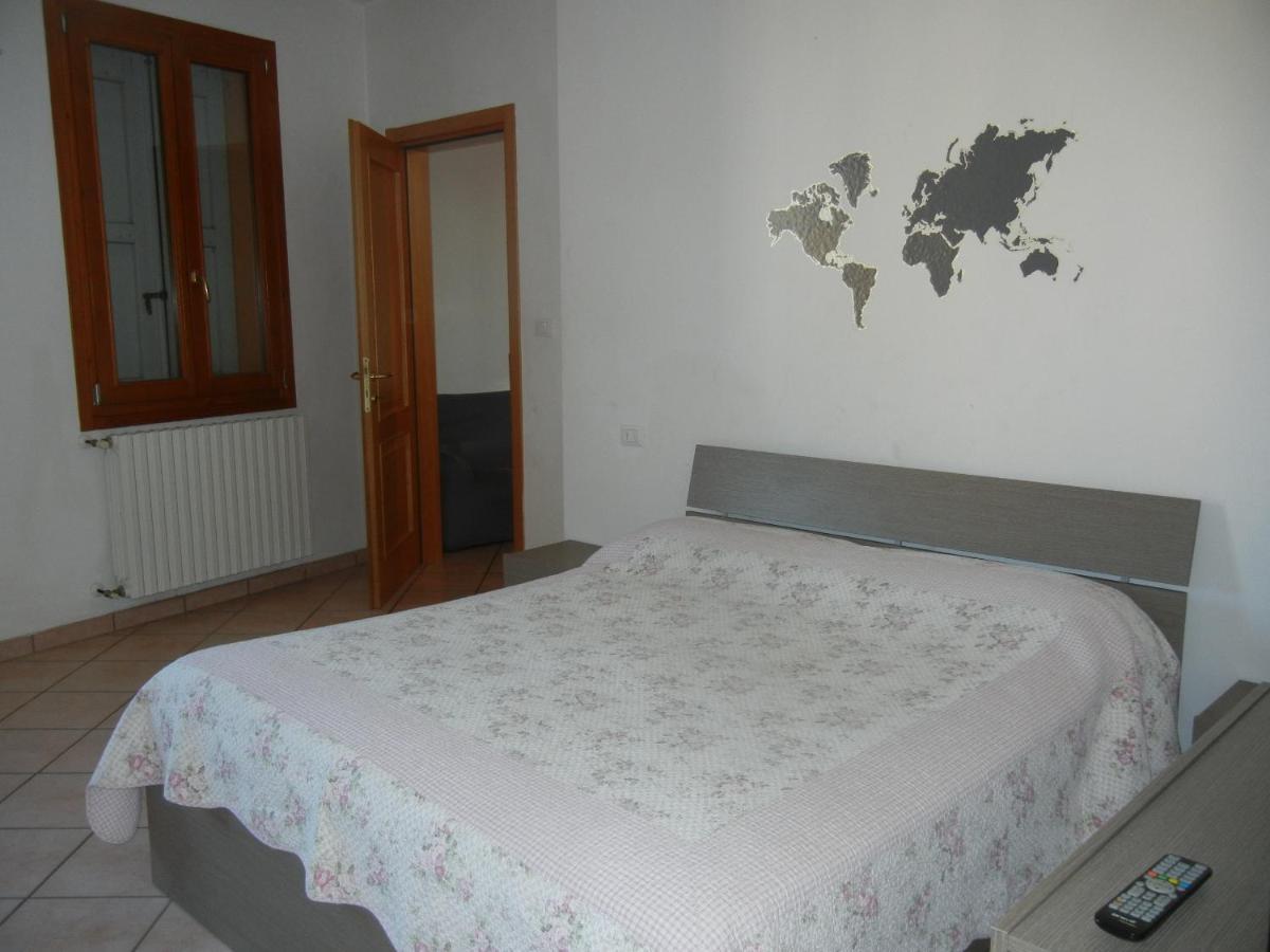 Casa Vacanze Medicina Esterno foto